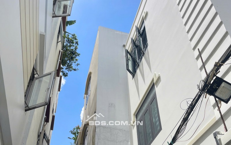 Bán Nhà Hẽm 830/1 LẠC LONG QUÂN 27,5m2- 3TẦNG- 4,55TỶ/TL-P.10 Q.Tân Bình